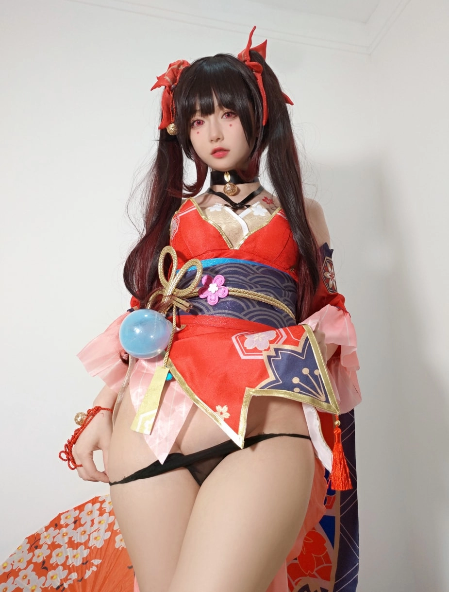 迷之呆梨(发条少女) – 花火[66P3V-631MB]-尤坊沐