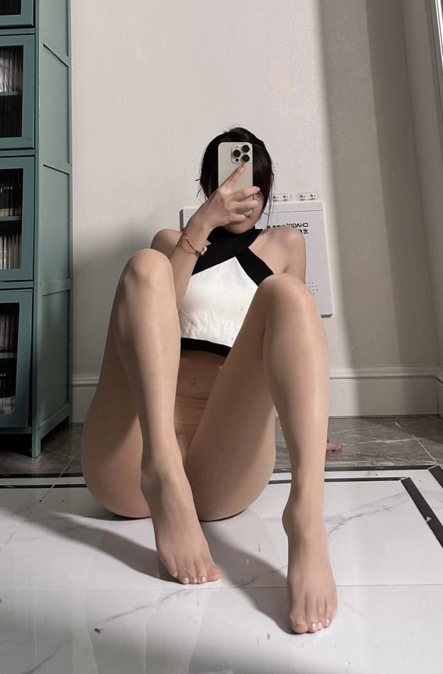 【微-密】陈妮妮-美足艺术 [51P-143M]-尤坊沐